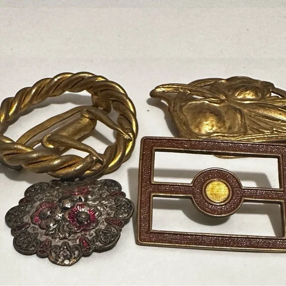 4 vintage belt buckles - Picture 2 of 3